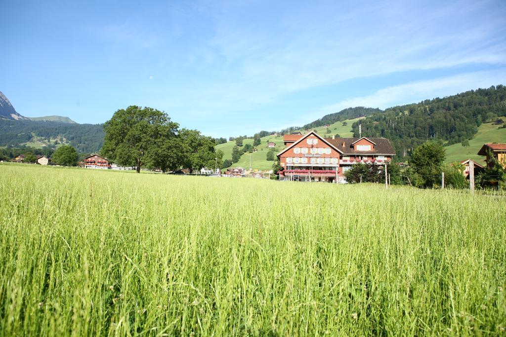 Landgasthof Grossteil Giswil Екстер'єр фото
